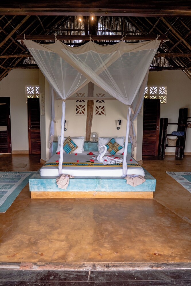 

Napoli - Matemwe - Sunshine Marine Lodge