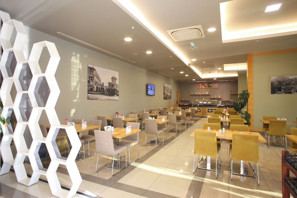 

Roma - Manisa - Holiday Inn Express Manisa - West