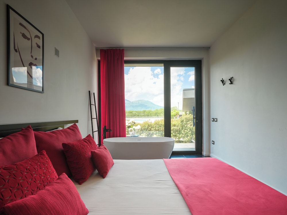 

Roma - Sarno - Secret Garden Resort & Spa