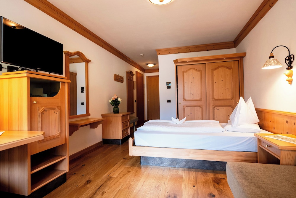 

Roma - Selva di Val Gardena - Hotel Cesa Tyrol