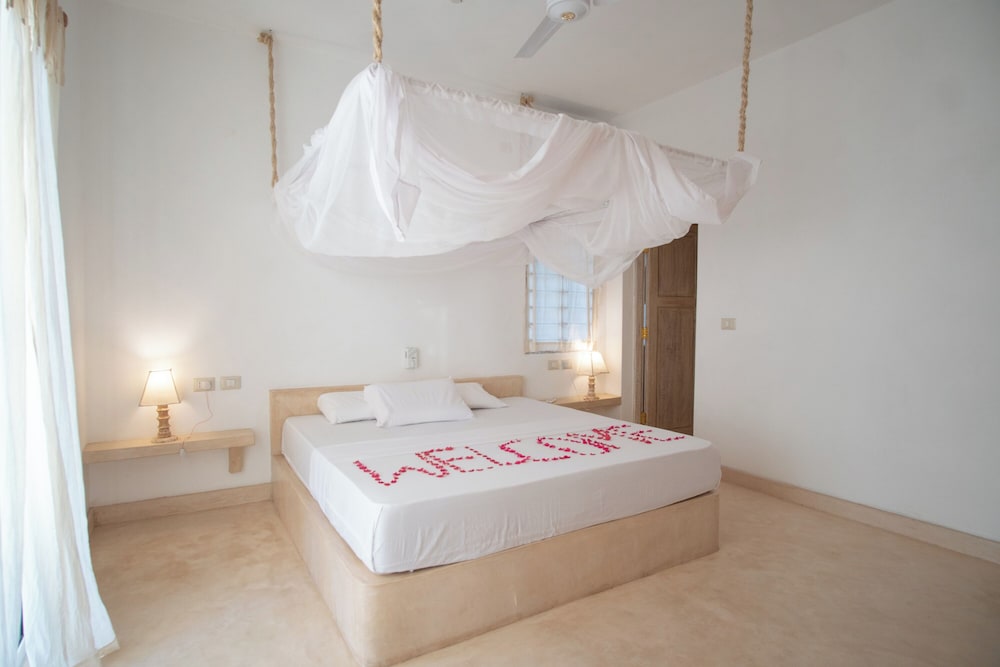 

Verona - Watamu - Rafiki Tamu Residential Resort