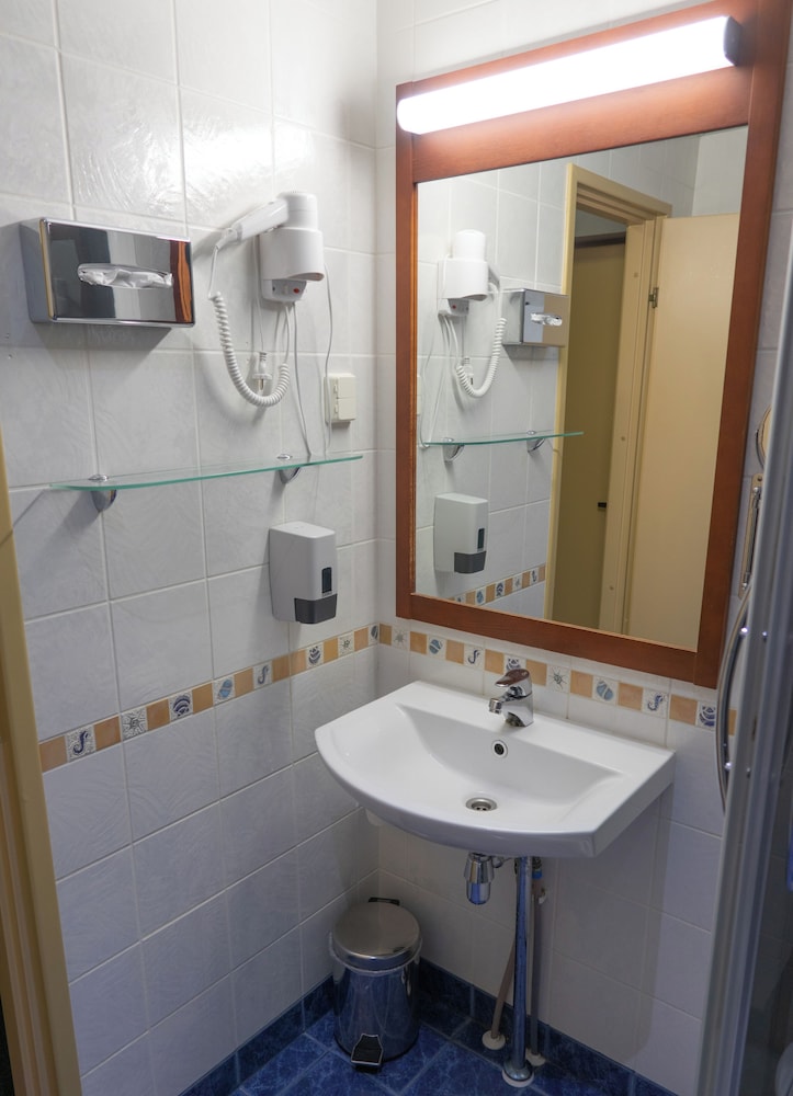 

Roma - Tallinn - Tähetorni Hotel