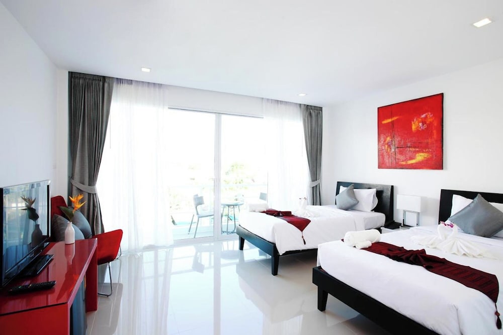 

Cagliari - Rawai Beach - One World One Home Naiharn Hotel