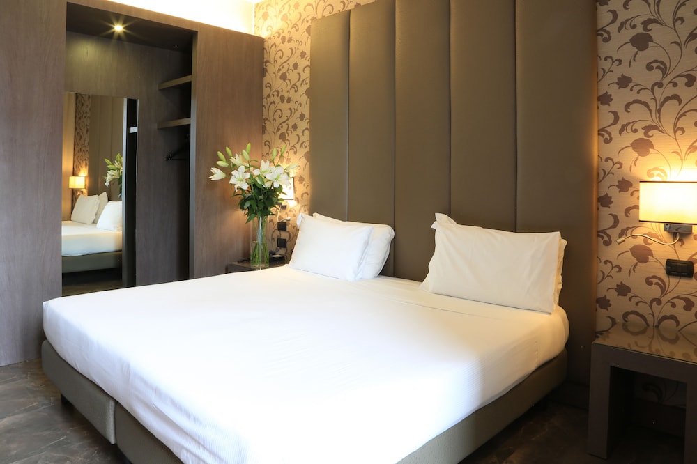 

Napoli - Rho (Fiera) - Klima Hotel Milano Fiere