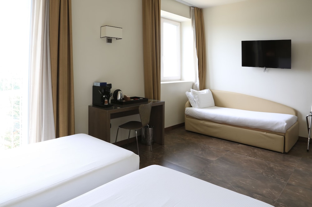 

Brindisi - Rho (Fiera) - Klima Hotel Milano Fiere