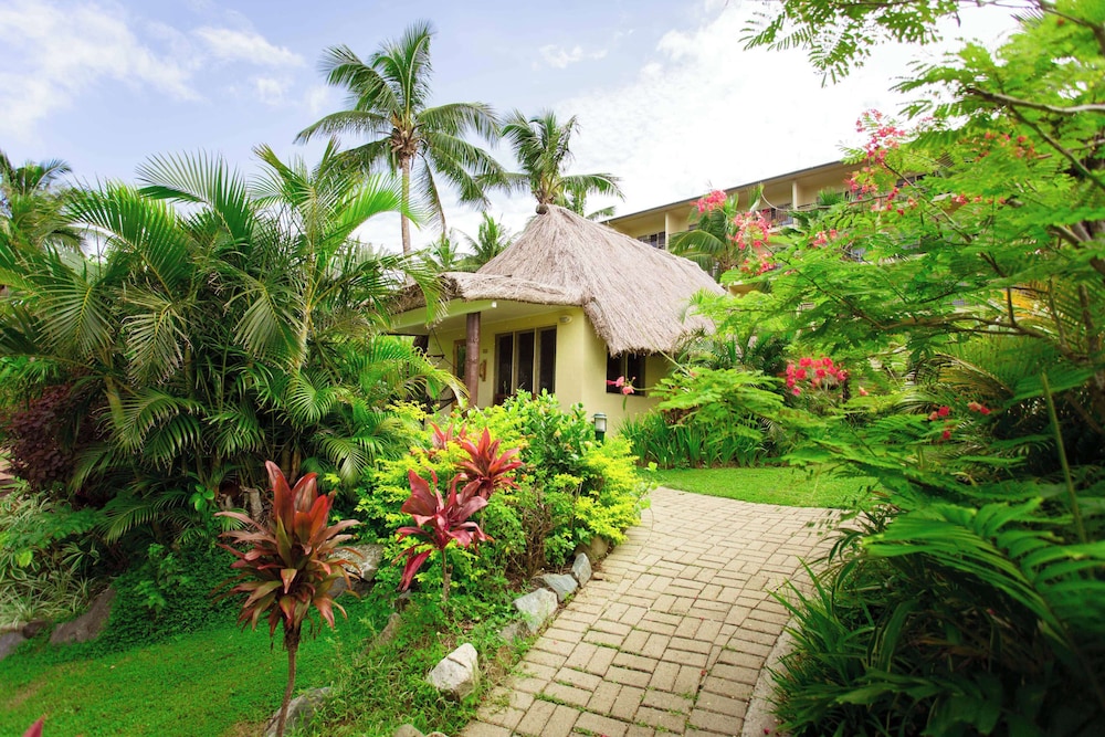 

Roma - Sigatoka - OUTRIGGER Fiji Beach Resort