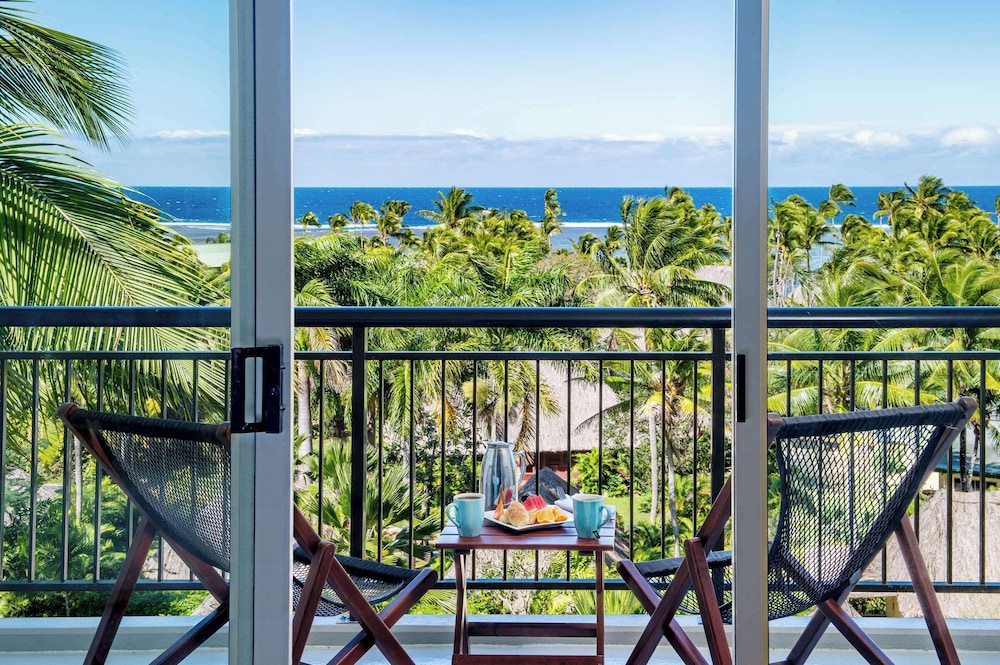 

Roma - Sigatoka - OUTRIGGER Fiji Beach Resort