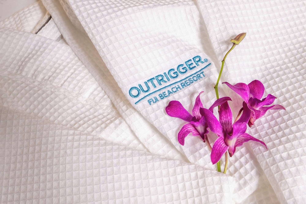 

Roma - Korotongo - OUTRIGGER Fiji Beach Resort
