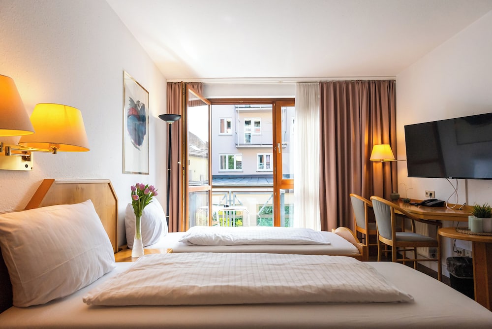 

Napoli - Stoccarda - CityHotel Feuerbach