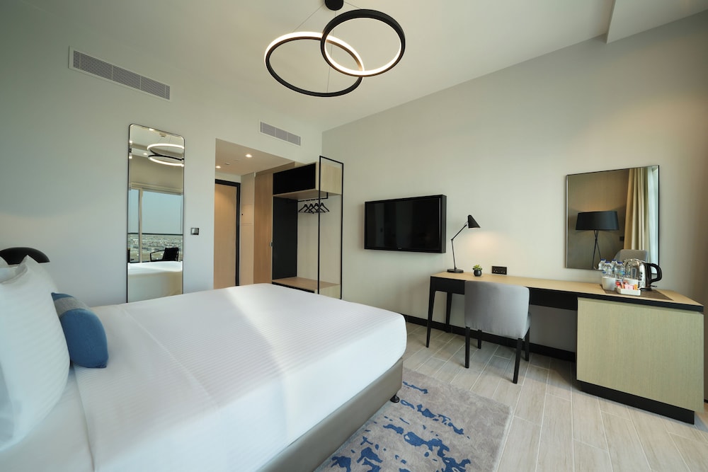 

Roma - Dubai - DAMAC Hills 2 Hotel, an Edge by Rotana Hotel