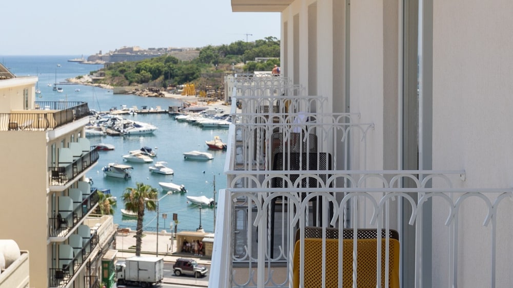 

Milano - Marsaskala - Alavits Hotel by ST Hotels