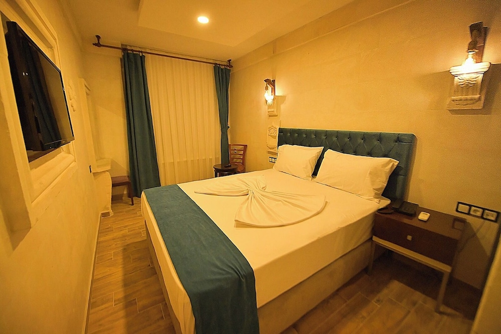 

Roma - Midyat - MİDYAT LADİNOS OTEL