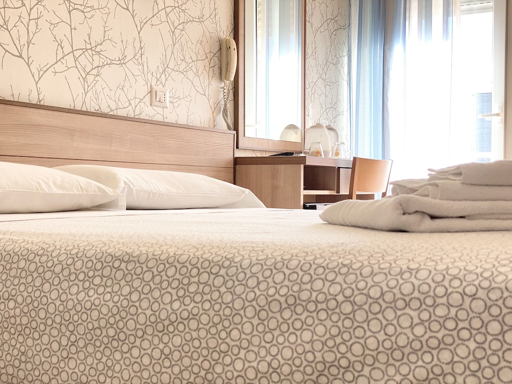 

Torino - Riviera Romagnola, Mare Italia - Hotel Ravello Rimini
