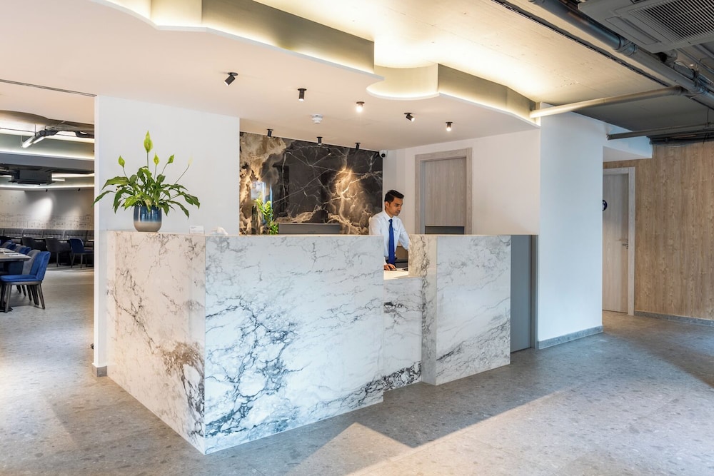 

Milano - Senglea - Alavits Hotel by ST Hotels