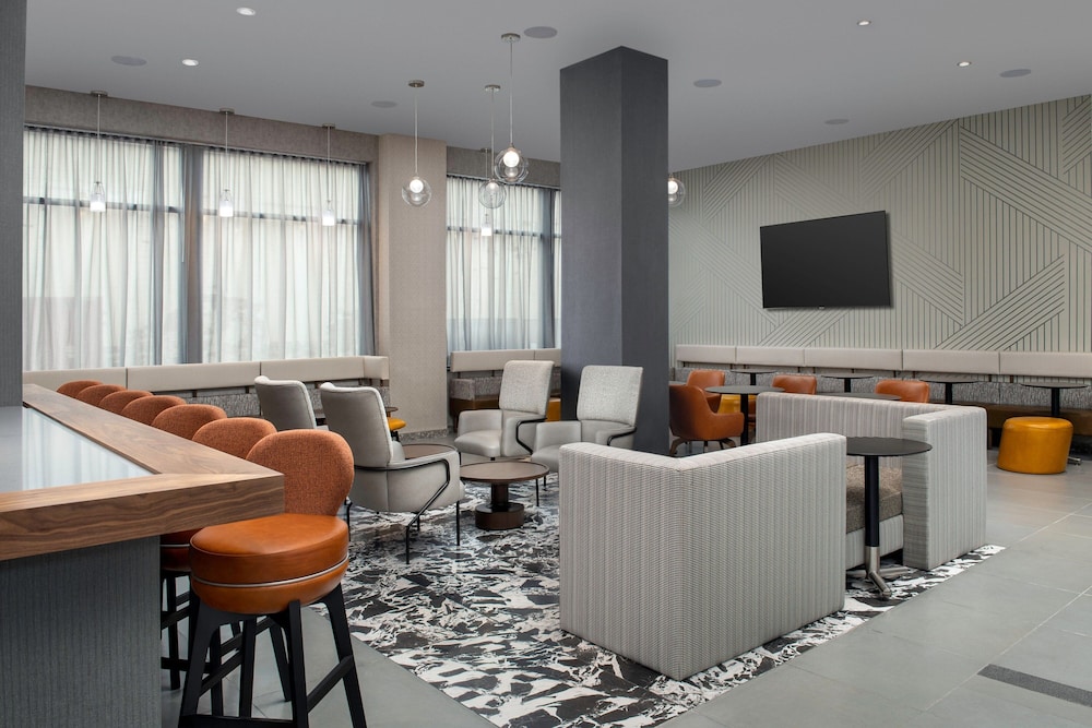 

Bologna - New York - Manhattan - SpringHill Suites by Marriott New York Queens