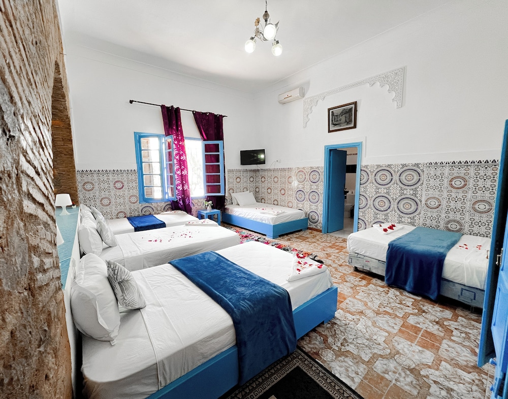 

Napoli - Sidi Abdallah Ghiat - Guest House Qodwa