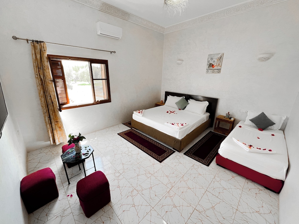 

Roma - Aït Hamid - Guest House Qodwa