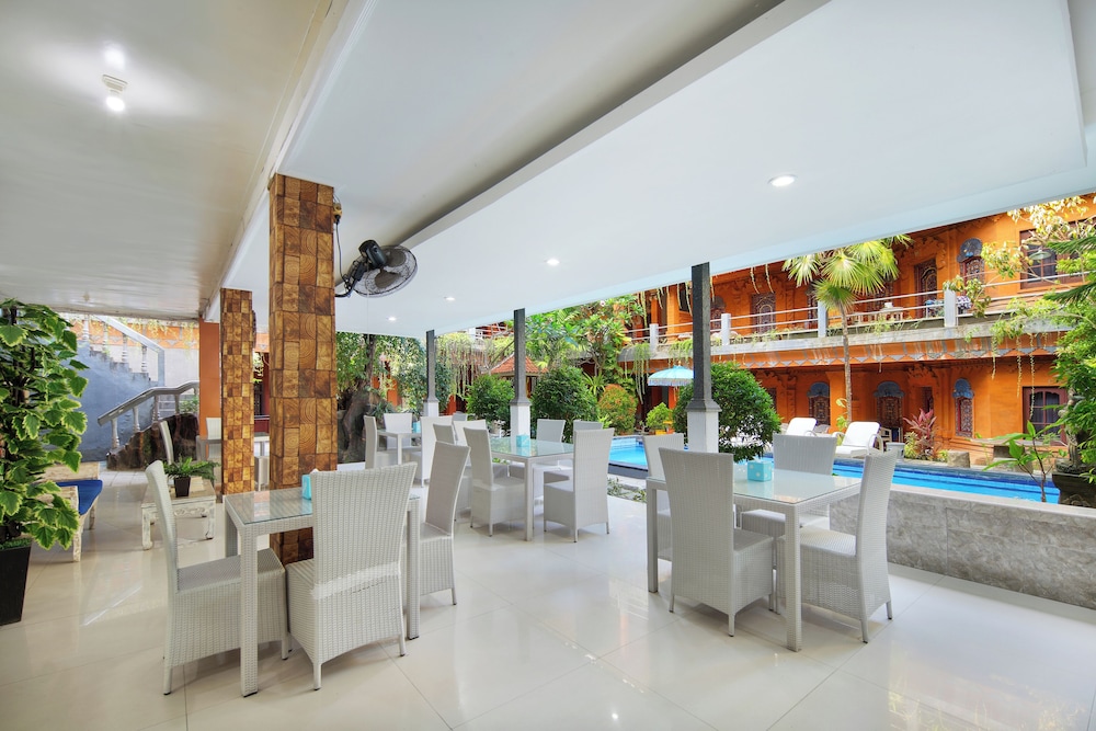 

Bari - Kuta - Bali - Hotel Lumbung Sari Legian