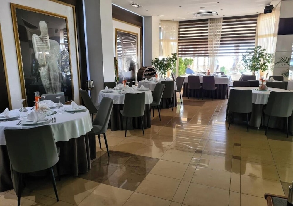 

Venezia - Durrës - Hotel Arvi