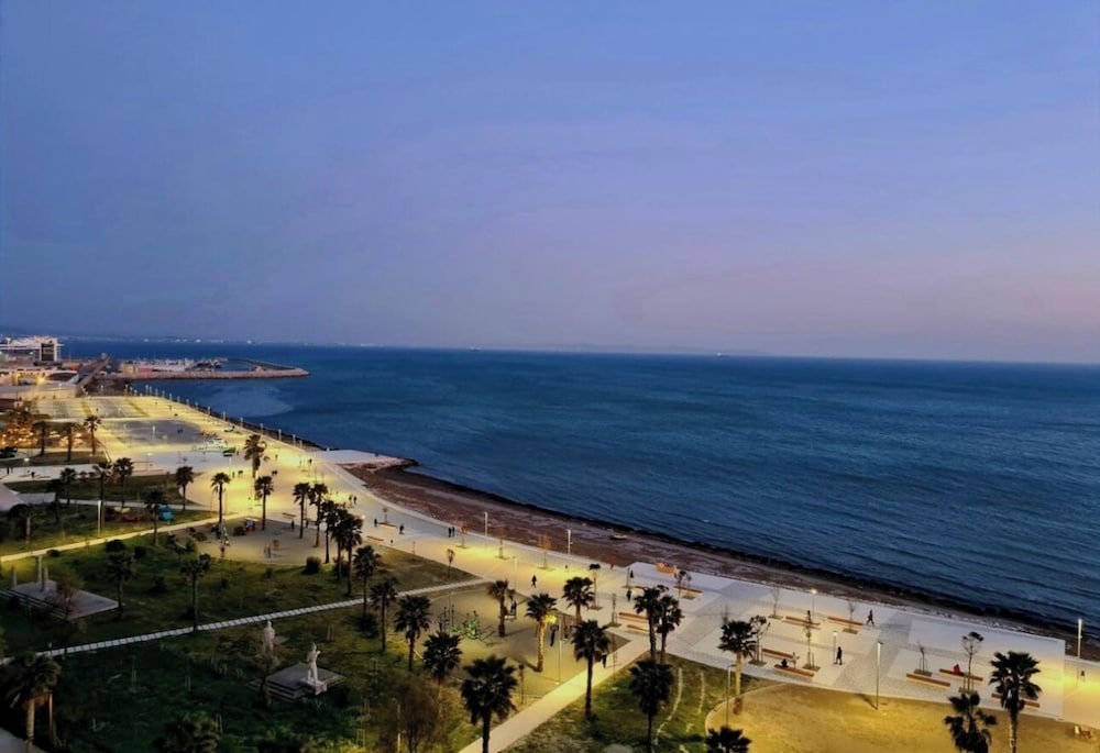 

Verona - Durrës - Hotel Arvi
