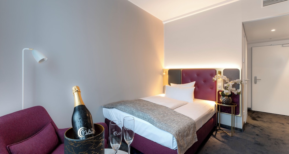 

Firenze - Aschheim - PLAZA Premium München