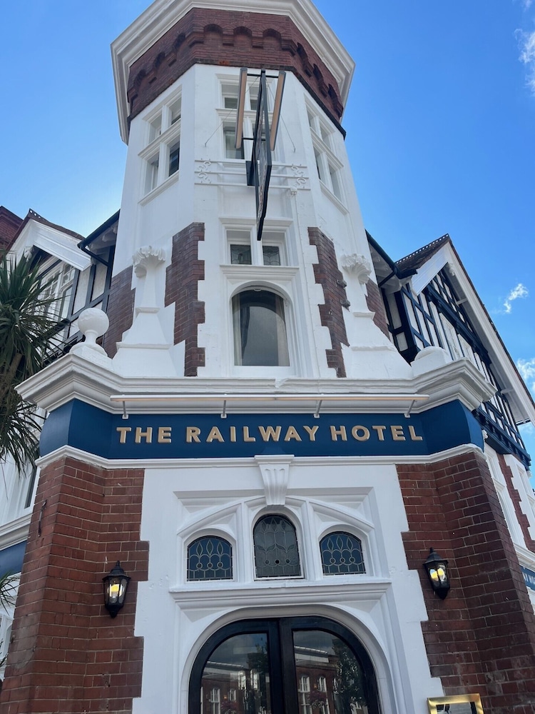 

Genova - Worthing - The Railway Hotel Worthing