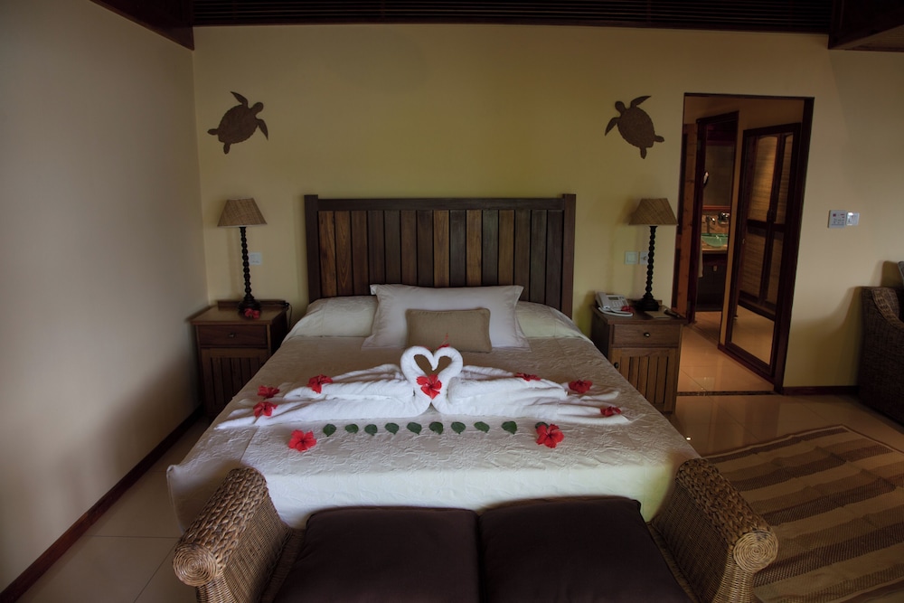 

Bologna - St Anne Island - Cerf Island Resort