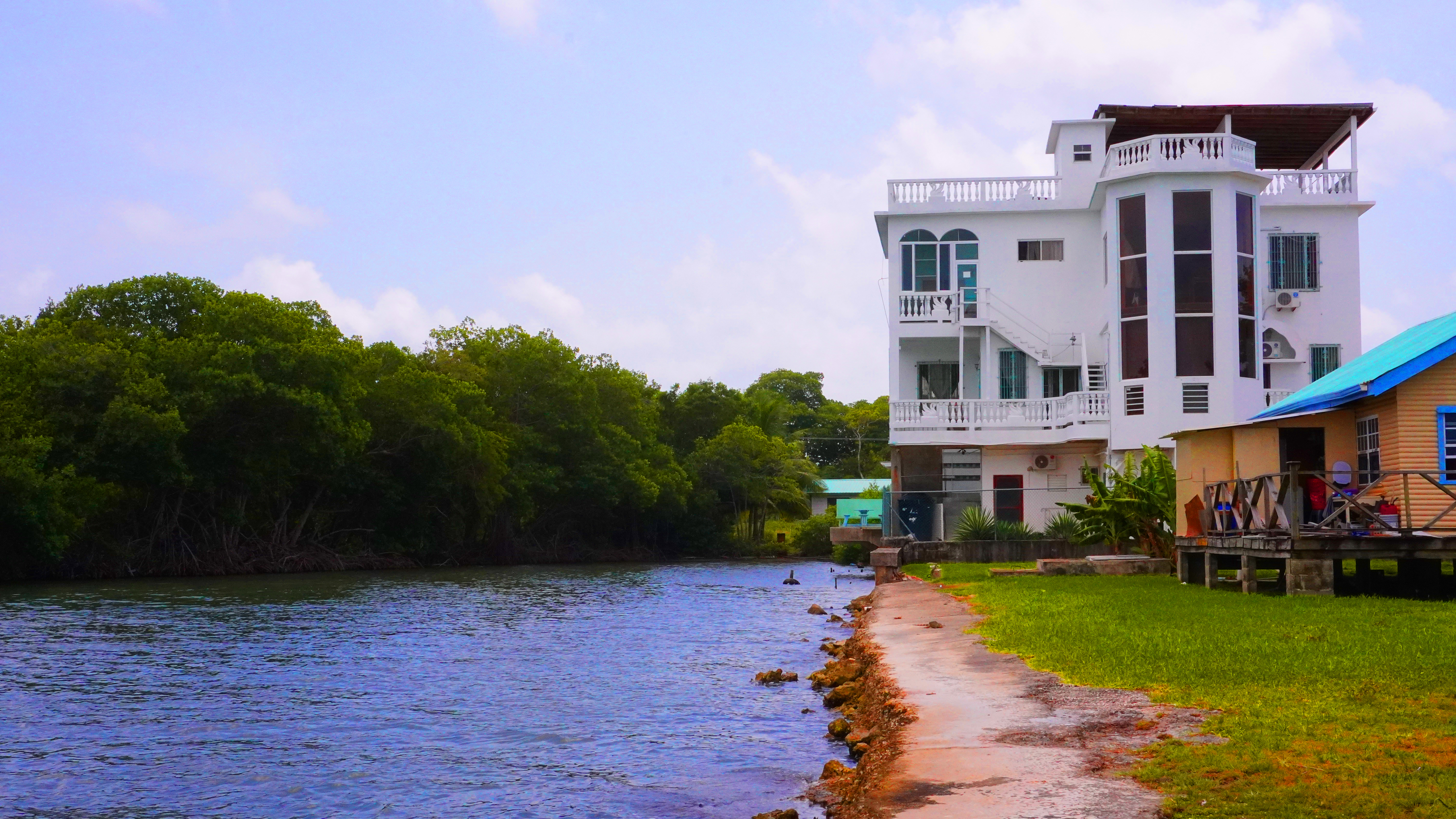 

Roma - Belize City - See Belize Vacation Rentals & Tours