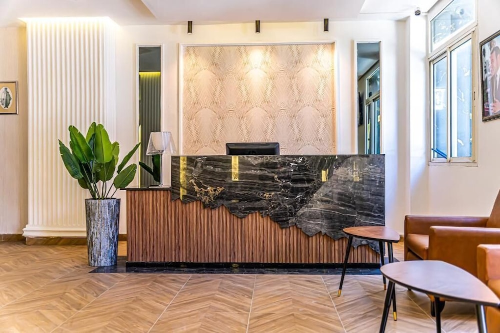 

Roma - Casablanca - Hotel Les Ambassadeurs
