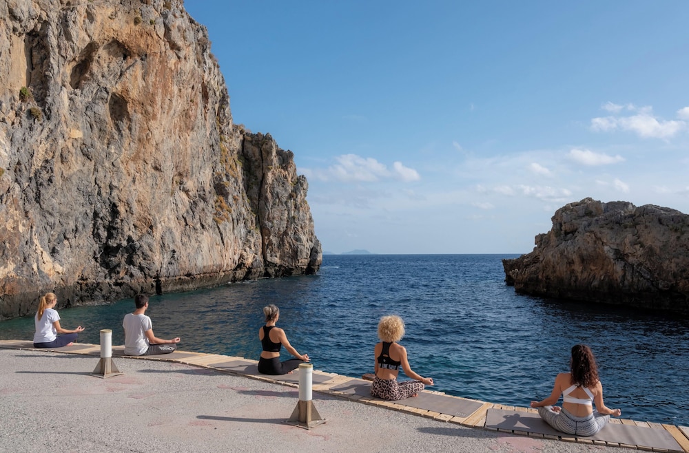 

Catania - Plakias - Kalypso Cretan Village Resort & Spa