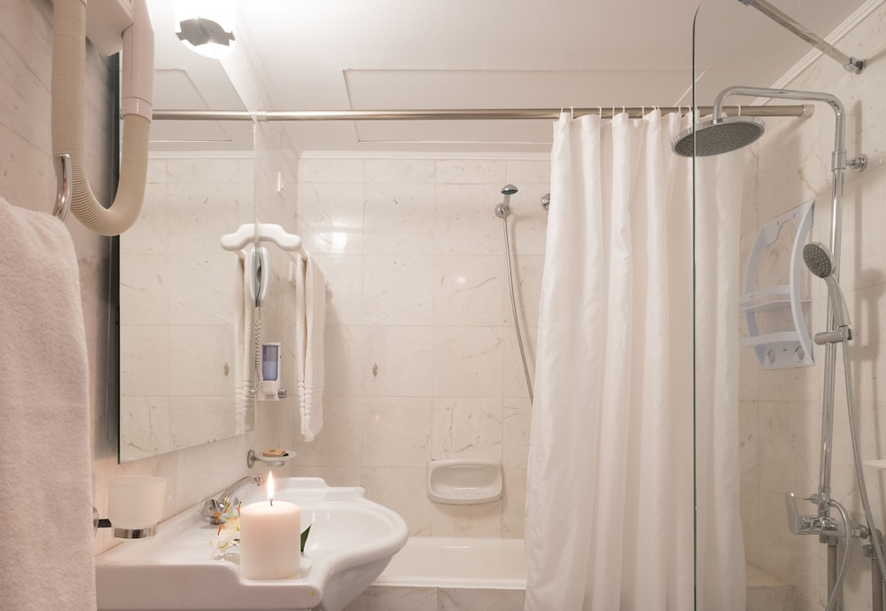 

Milano - Agios Vasileios - Kalypso Cretan Village Resort & Spa
