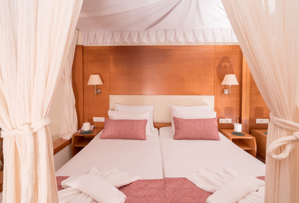 

Bologna - Plakias - Kalypso Cretan Village Resort & Spa