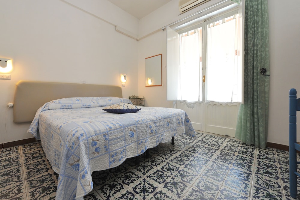 

Trieste - Amalfi - Hotel Europa