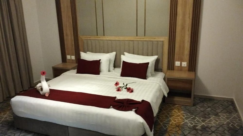 

Milano - Jeddah - GOLDEN NEW UMU ALQURAA Hotel
