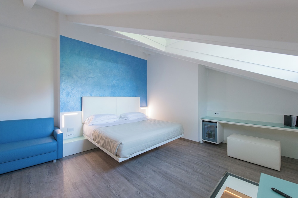 

Bari - Limone sul Garda - Grand Hotel Liberty