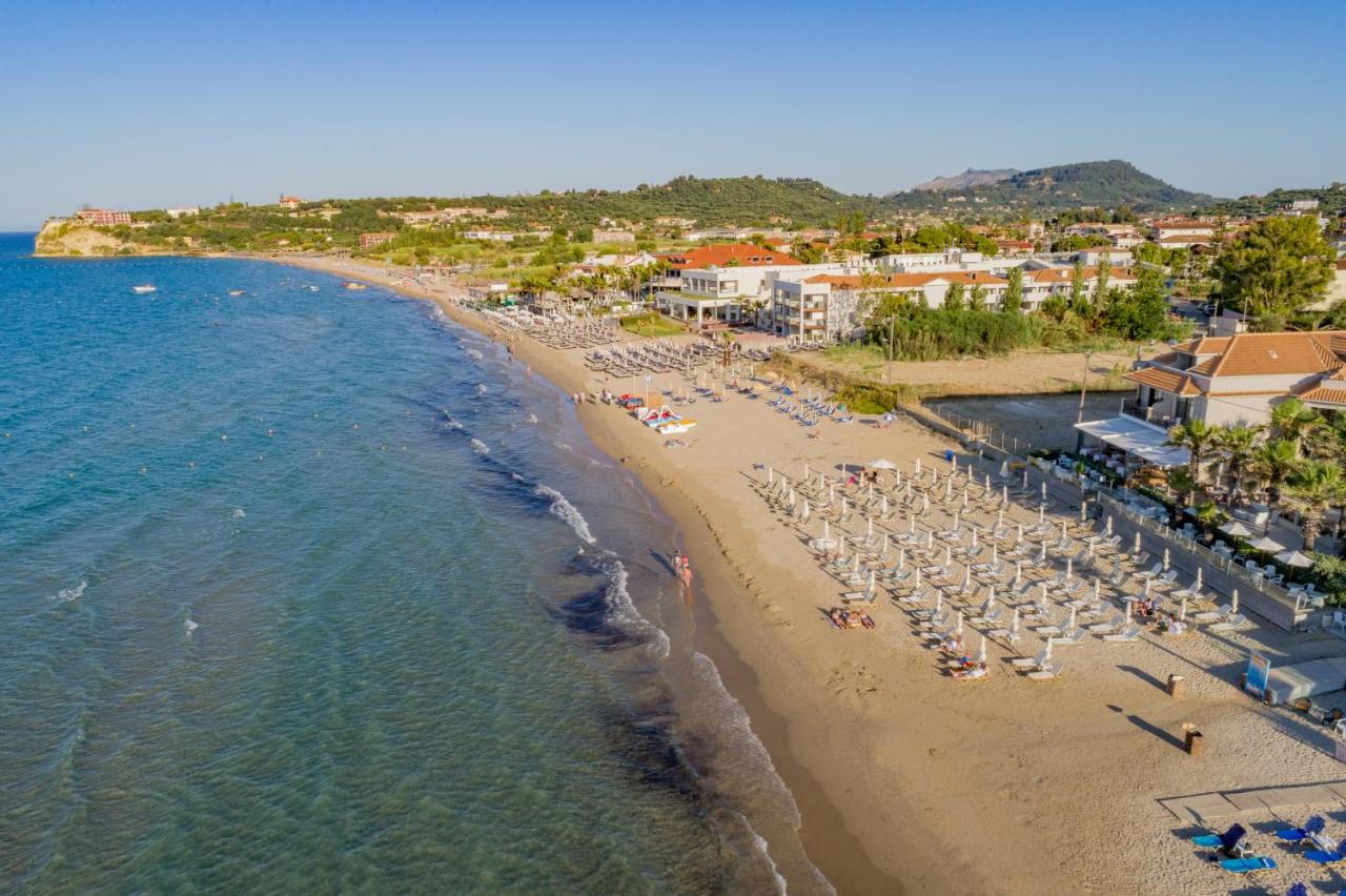 

Venezia - Agios Kirikos - Petros