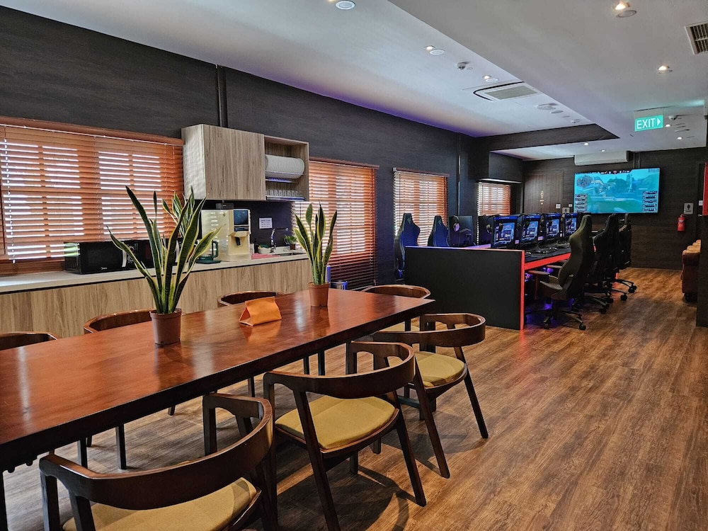 

Milano - Singapore - Arena eSports Hotel @ Bugis Village