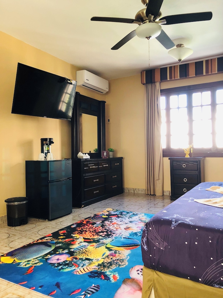 

Bari - Cozumel - Hotel Boutique Villas Segovia Suites Cozumel