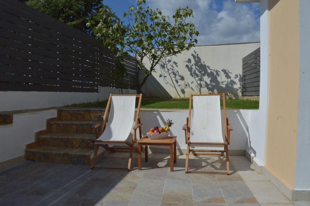 

Bologna - Lithakia - Anagenessis Resort