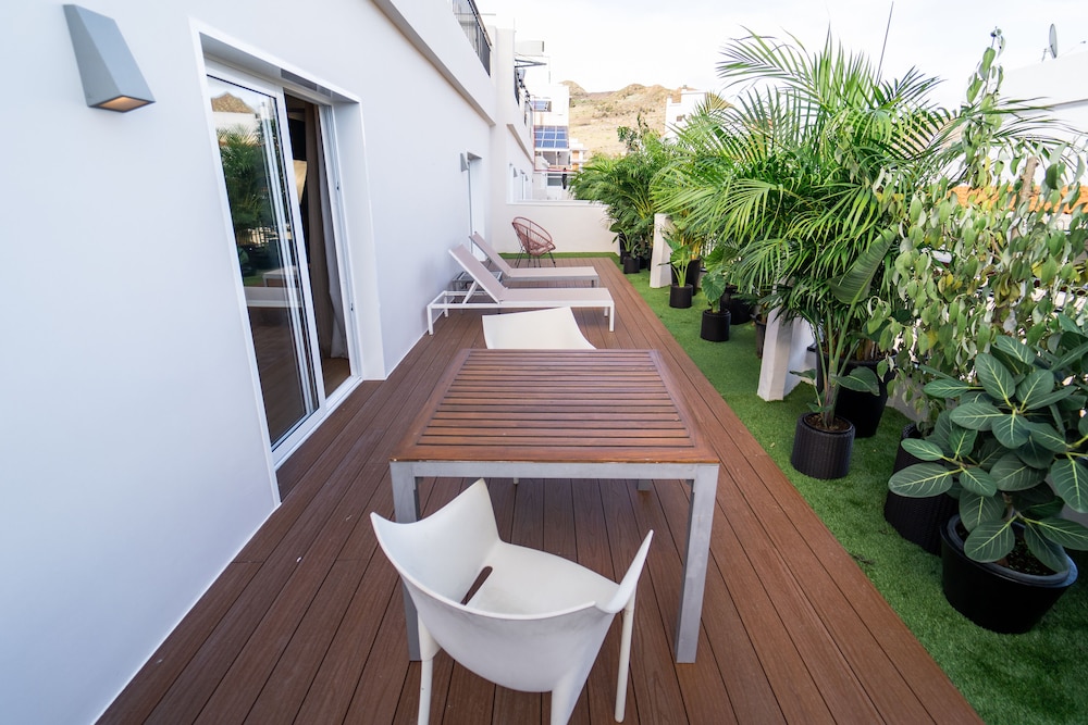 

Alghero - Santa Cruz de Tenerife - Hotel Taburiente