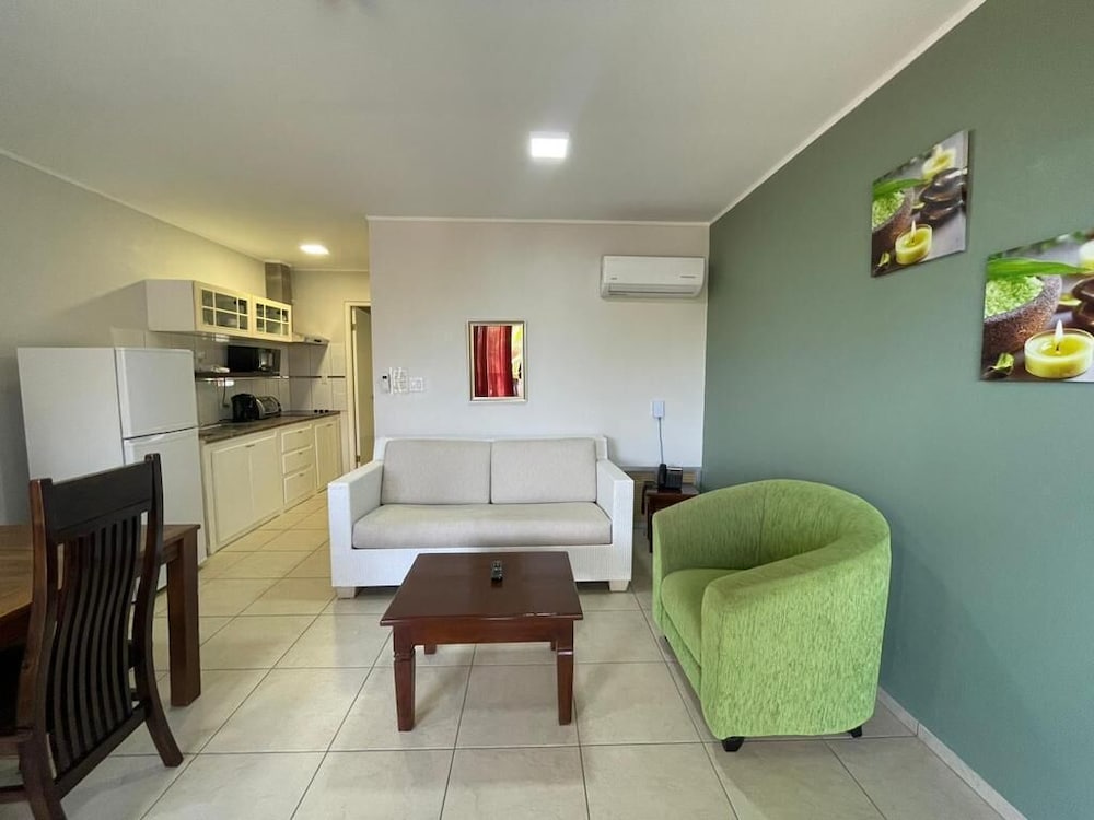 

Roma - Palm Beach - Del Rey Apartments