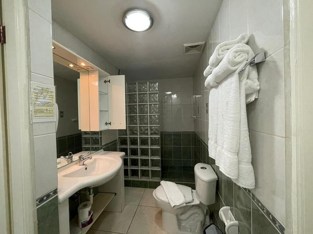

Venezia - Palm Beach - Del Rey Apartments
