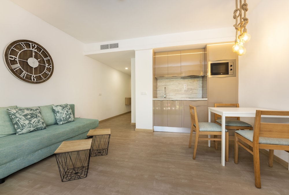 

Trieste - Cala Ratjada - Apartamentos Sinfony