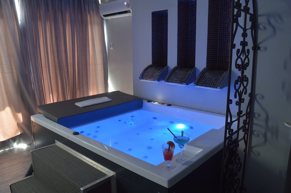 

Genova - Lithakia - Anagenessis Resort