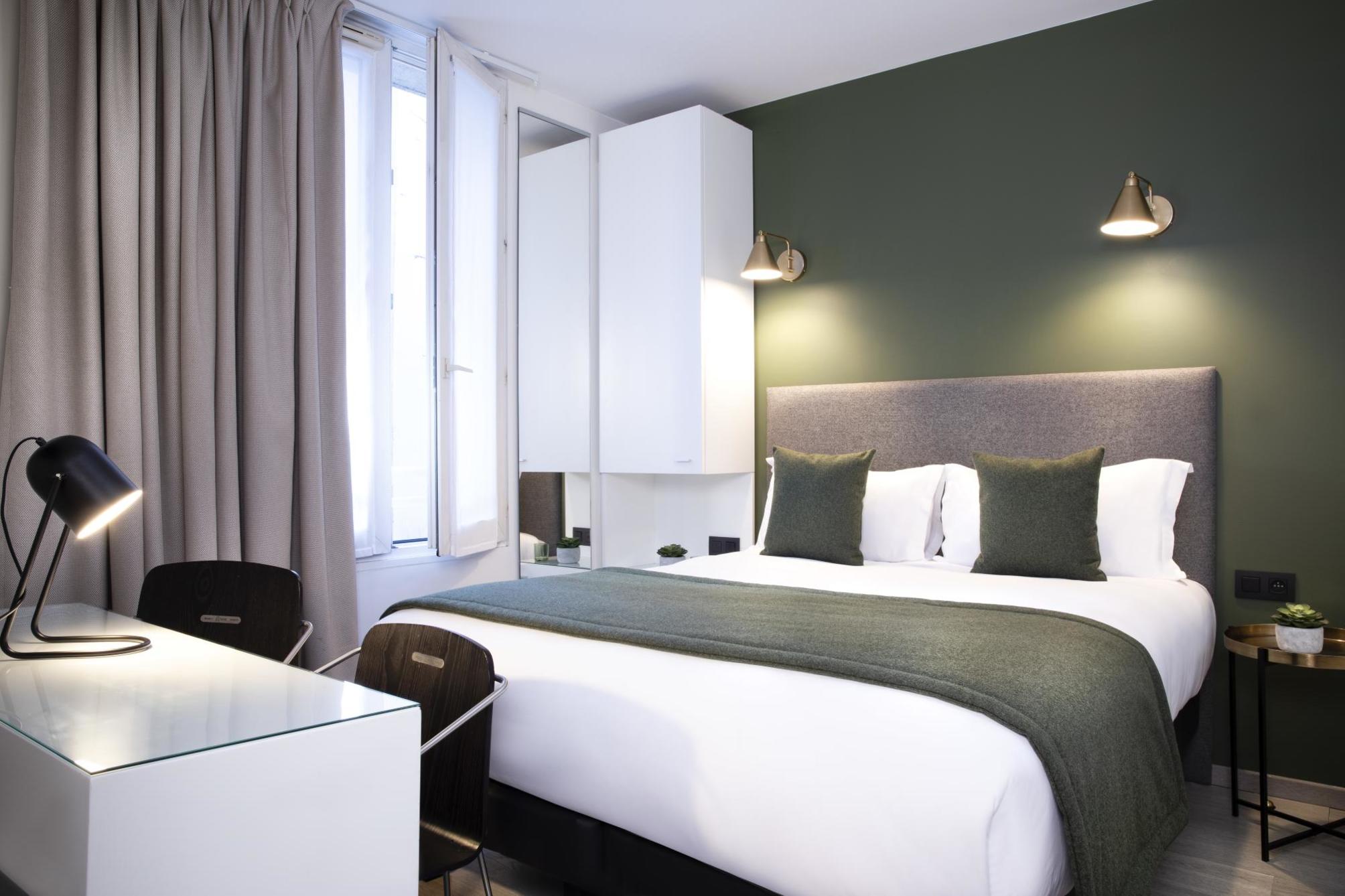 

Roma - Bobigny - Hôtel Brady - Gare De L'Est