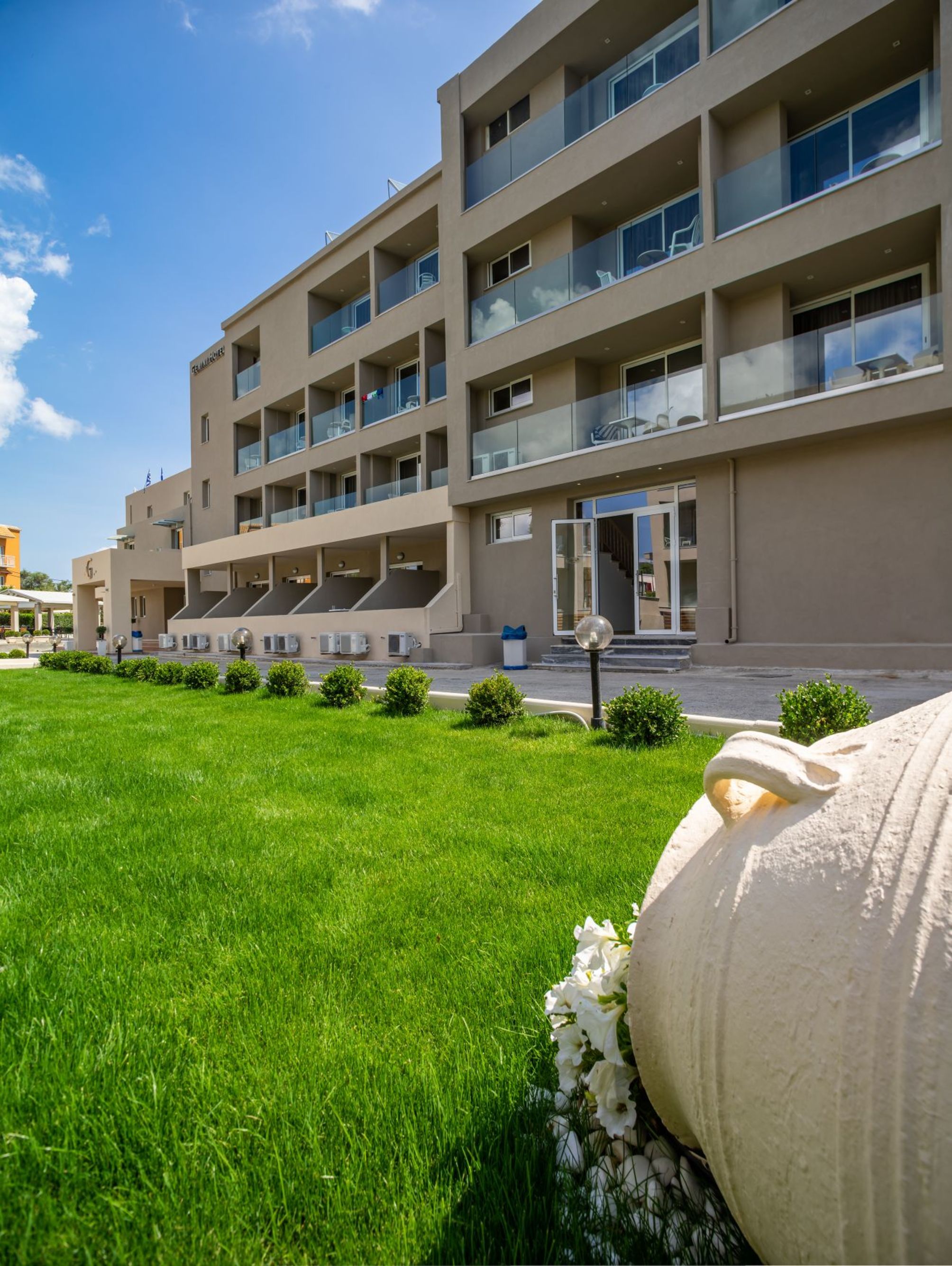 

Lamezia Terme - Moraḯtika - CNic Gemini Hotel