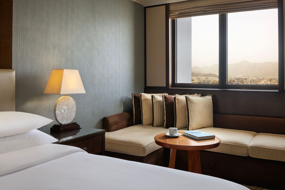 

Bologna - Ruwī - Sheraton Oman Hotel
