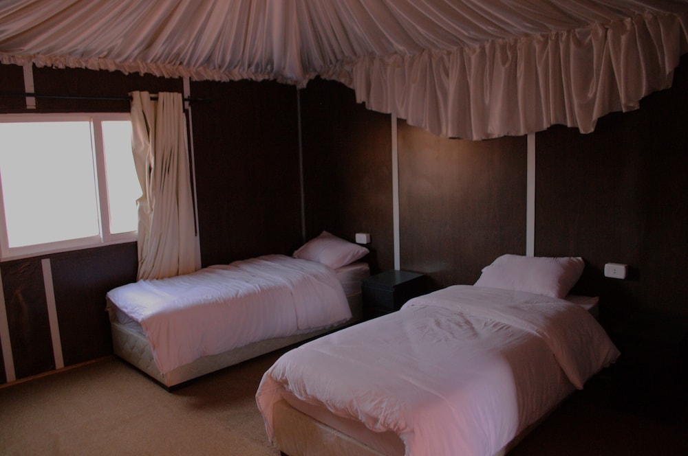 

Torino - Aqaba - BEDOUIN NOMDAS ADVENTURES
