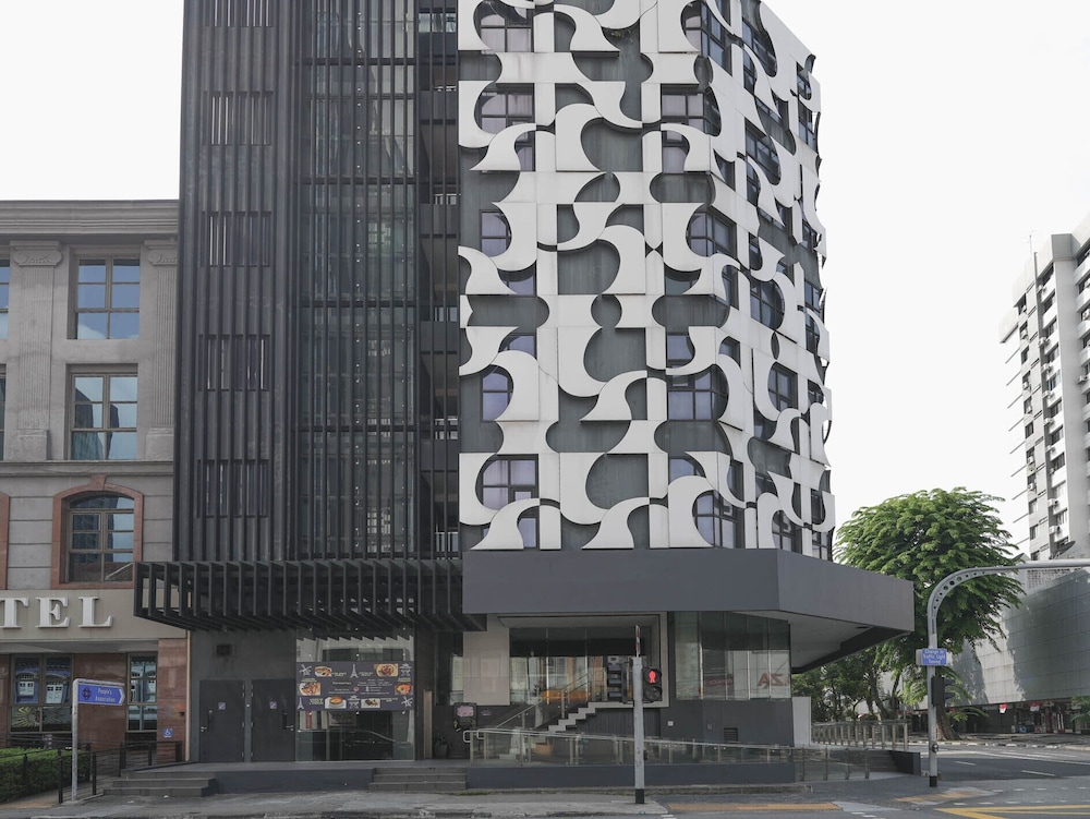 

Milano - Singapore - Amrise Hotel Kitchener
