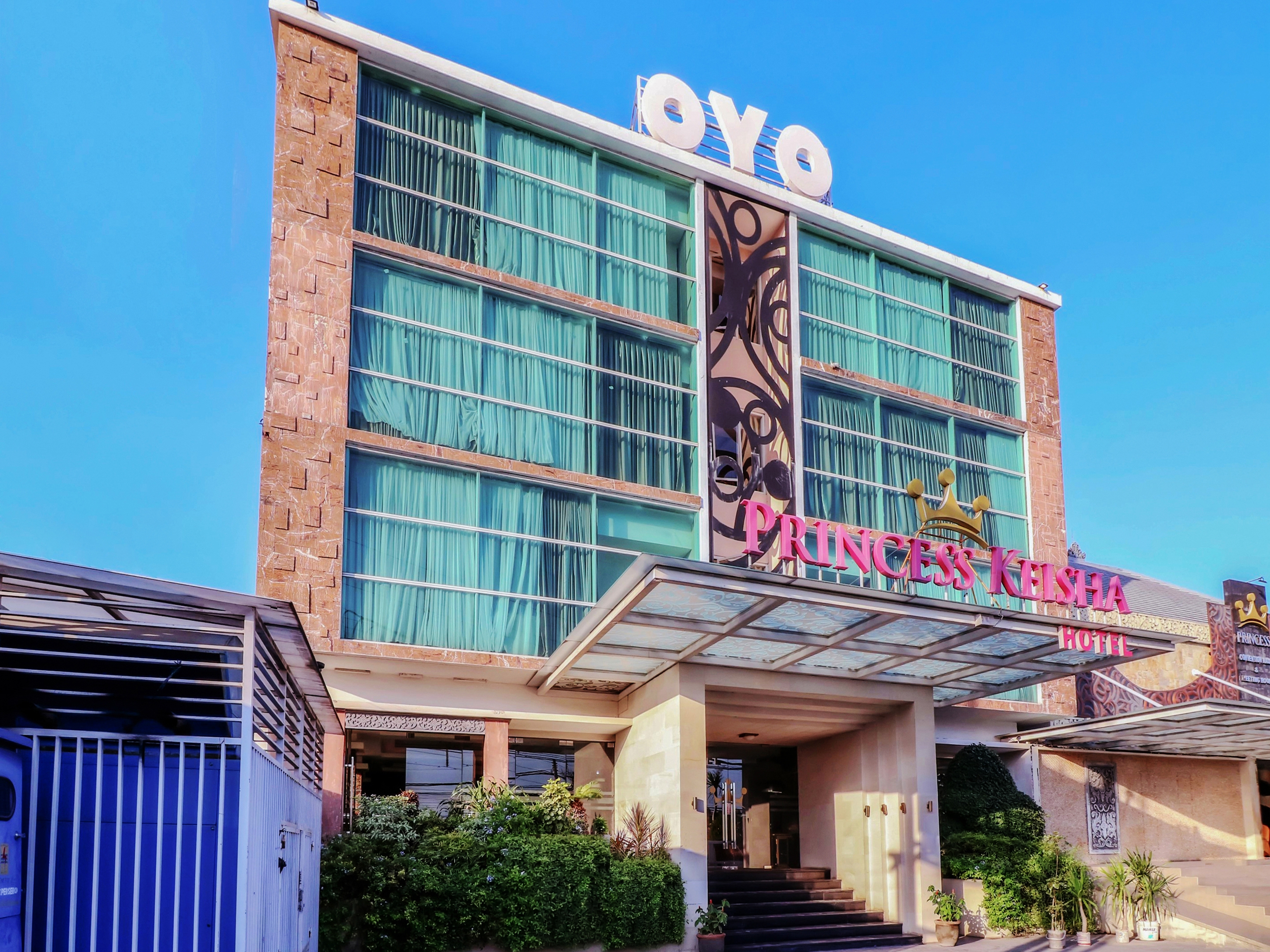 

Roma - Kerobokan - Princess Keisha Hotel and Convention Center